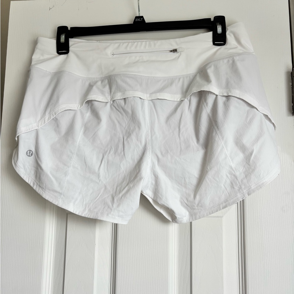 Lululemon Athletica Speed up White Athletic Shorts 2.5” with Elastic Waistband
